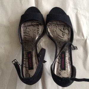Material Girl sandals